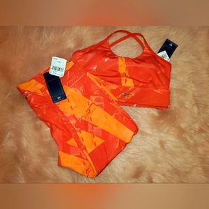 Brand new 2pc Reebok workout set